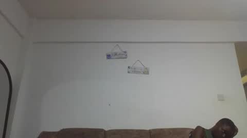 sweerie20 online show from December 16, 2025, 7:24 am