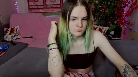 Snapshot of sweet4t chatting on March 4, 2026, 6:19 am Haeyang Torry online show from March 4, 2026, 6:19 am