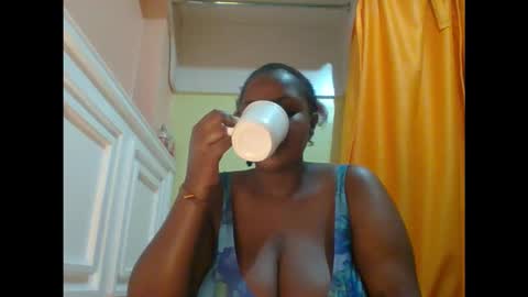 sweet52537 online show from October 31, 2025, 11:06 pm