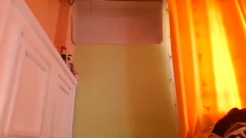 sweet52537 online show from March 24, 2026, 2:44 pm