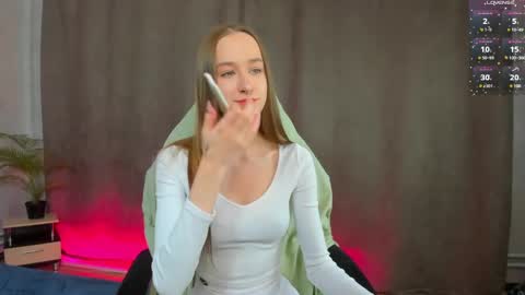 Monica  GTM 3MoTuWeFrSa 500pm-1000pm  online show from December 14, 2024, 3:04 pm