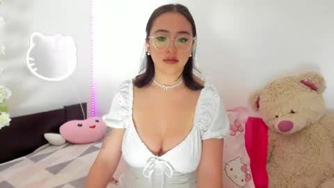 Agata online show from May 15, 2026, 3:41 pm