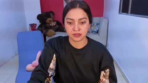 sweet_ahinara online show from November 1, 2025, 7:49 pm