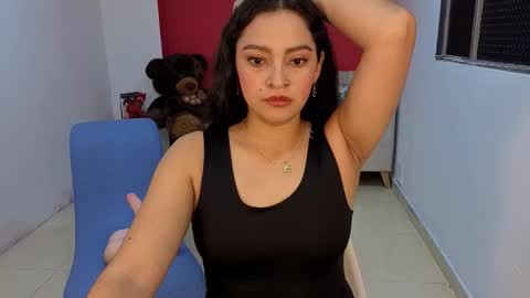 sweet_ahinara online show from November 8, 2025, 1:22 pm