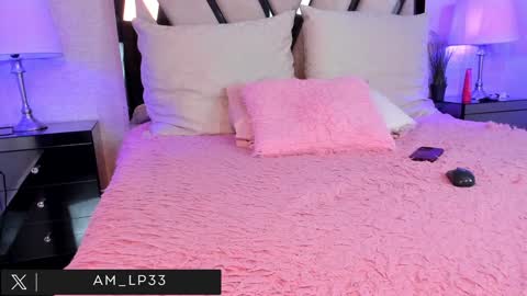 amaralopez online show from December 12, 2024, 10:52 pm