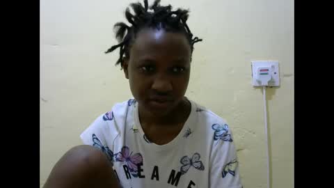 Silvia online show from October 31, 2025, 10:16 am