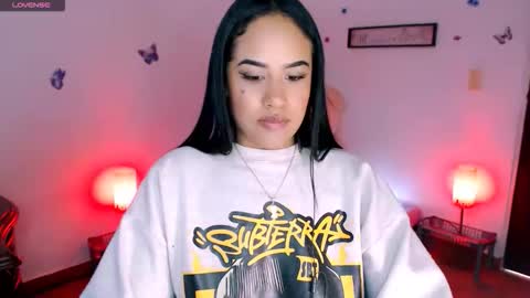 Stephanie online show from December 19, 2025, 1:40 pm