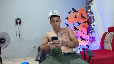 sweet_angel25 online show from October 17, 2025, 11:07 pm