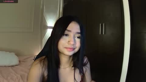 sweet Ayshel online show from November 28, 2025, 3:53 am