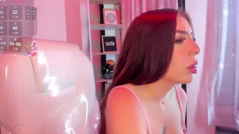 Snapshot of sweet_bellaa_ chatting on June 7, 2026, 4:49 am Bella online show from June 7, 2026, 4:49 am