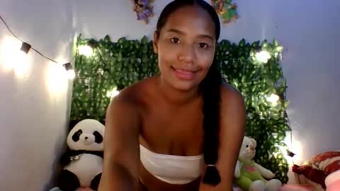 sweet_bigass07 online show from April 15, 2026, 5:53 pm
