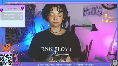 Tutti  online show from October 1, 2025, 2:28 am