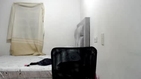 dulce online show from October 25, 2025, 4:09 am