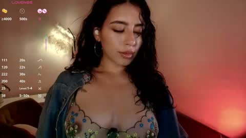 Snapshot of sweet_cami1 chatting on July 26, 2026, 2:09 am Camila online show from July 26, 2026, 2:09 am