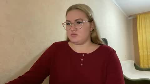 Snapshot of sweet_candy199 chatting on January 23, 2025, 8:02 pm Tender Anna online show from January 23, 2025, 8:02 pm