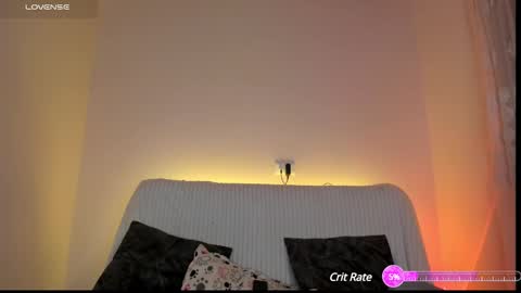 Snapshot of sweet_carine chatting on December 2, 2024, 10:07 am camil online show from December 2, 2024, 10:07 am