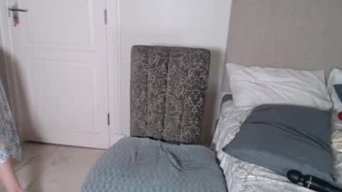 Chantelle online show from February 12, 2025, 2:45 am