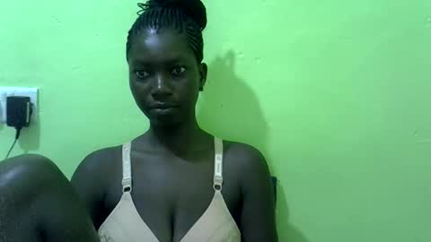 Snapshot of sweet_cherie1 chatting on February 3, 2026, 6:22 am sweet_cherie1 online show from February 3, 2026, 6:22 am