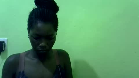 Snapshot of sweet_cherie1 chatting on February 25, 2026, 7:07 am sweet_cherie1 online show from February 25, 2026, 7:07 am