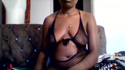 sweet_cherry007 online show from July 7, 2026, 3:31 am