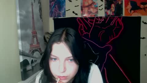 Ivy online show from October 3, 2025, 6:54 am
