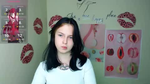 Ivy online show from November 18, 2025, 2:54 pm