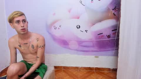 sweet_diamond__ online show from February 9, 2026, 3:21 am