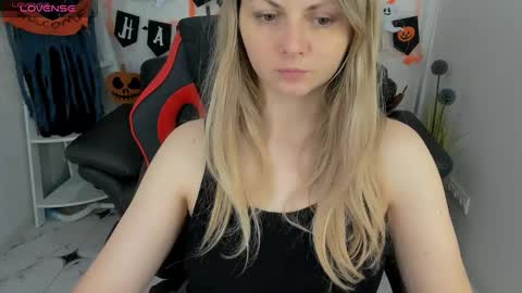 Emily online show from October 16, 2025, 6:47 am
