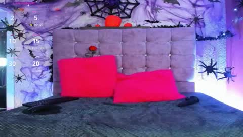 sweet_emma92 online show from October 11, 2025, 2:55 am