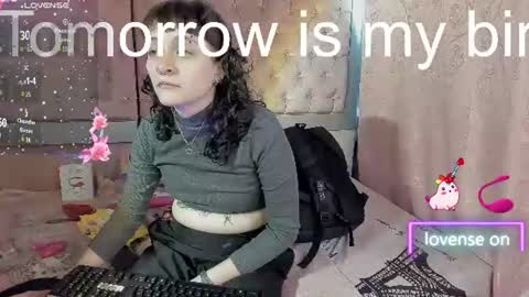 Snapshot of sweet_emmili chatting on July 23, 2026, 12:25 pm emmili online show from July 23, 2026, 12:25 pm