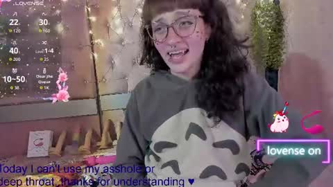 Snapshot of sweet_emmili chatting on July 28, 2026, 3:43 pm emmili online show from July 28, 2026, 3:43 pm