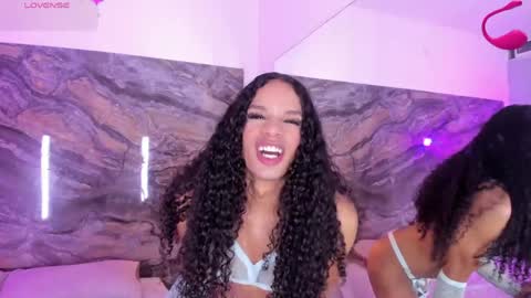 Snapshot of sweet_estefa_ chatting on April 21, 2026, 11:51 pm sweet_estefa_ online show from April 21, 2026, 11:51 pm