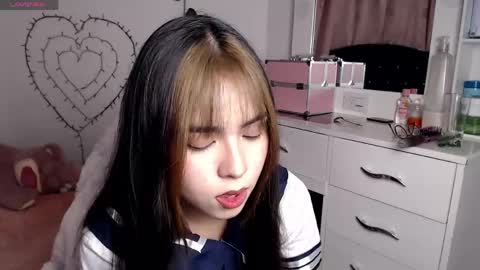 Snapshot of sweet_hannaah chatting on April 29, 2026, 2:37 am Hannah online show from April 29, 2026, 2:37 am