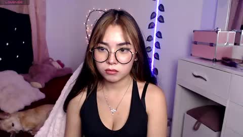 Snapshot of sweet_hannaah chatting on May 9, 2026, 3:12 am Hannah online show from May 9, 2026, 3:12 am