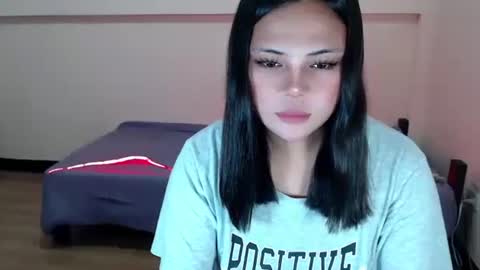 sophia daisy  online show from October 29, 2025, 11:39 pm