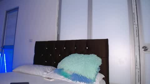 sweet_hot_mia_ online show from April 7, 2026, 1:55 pm