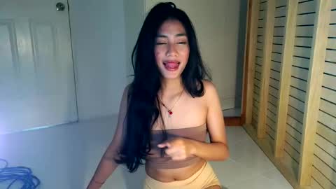 Jenny3 online show from November 25, 2025, 1:55 pm