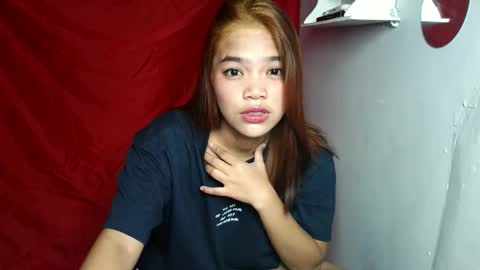 sweet_jeslyn online show from October 21, 2025, 2:01 am