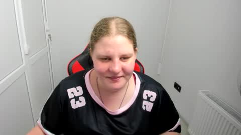 Karla online show from June 6, 2026, 1:38 pm