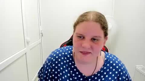 Karla online show from July 7, 2026, 3:16 pm