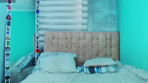 Help me to reach 100 thumps up online show from November 28, 2025, 1:36 pm