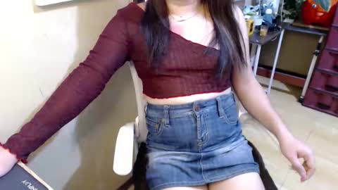 Snapshot of sweet_kendallxxxx chatting on September 13, 2025, 5:51 am Nicahhh online show from September 13, 2025, 5:51 am