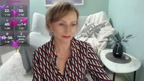 Helen online show from September 21, 2025, 5:42 am