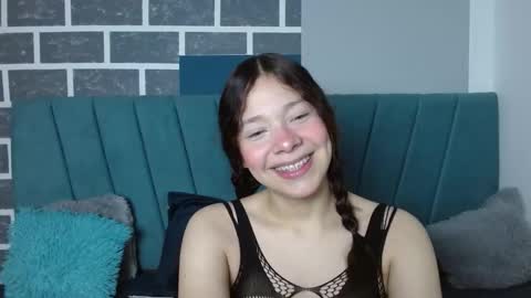 sweet_kitty_05 online show from February 6, 2026, 11:52 pm