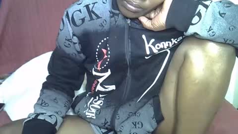 sweet_lessly online show from January 14, 2026, 2:23 pm