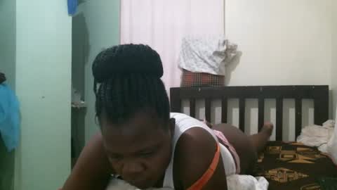 sweet_lilianah online show from February 19, 2025, 3:39 am