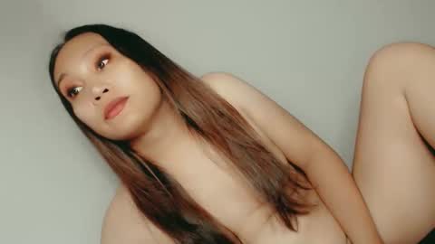 SWEET LOVE online show from May 10, 2026, 2:00 pm