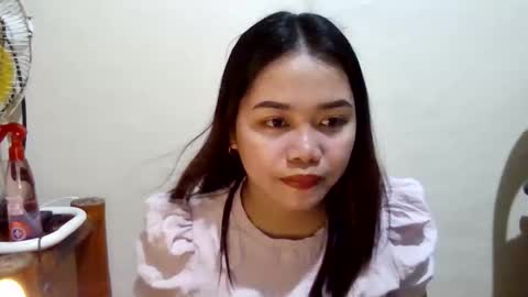 sweet_mae28xx online show from March 12, 2026, 7:36 am