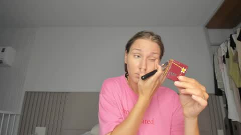 Sofi online show from April 12, 2026, 3:44 am