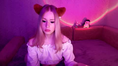 sweet_mol1y online show from October 30, 2025, 3:19 am